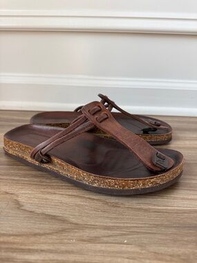 Travelfox Travel Fox Brown Genuine Leather Cork Trim Sandals Shoes Sz 10